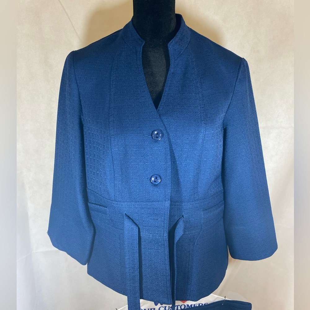 Women’s Blue Leisure two piece skirt suit size 12